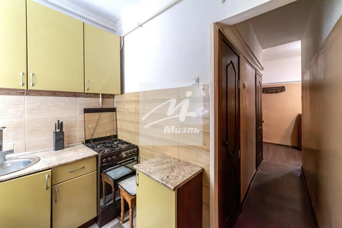 Продажа 3-комнатной квартиры 59,9 кв. м, 1/6 этаж в г. Москва, Малая Бронная  улица, д. 19А